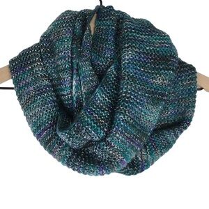 STEVE MADDEN Infinity Scarf Chunky Knit Metallic Sparkle Cozy Warm Multicolor